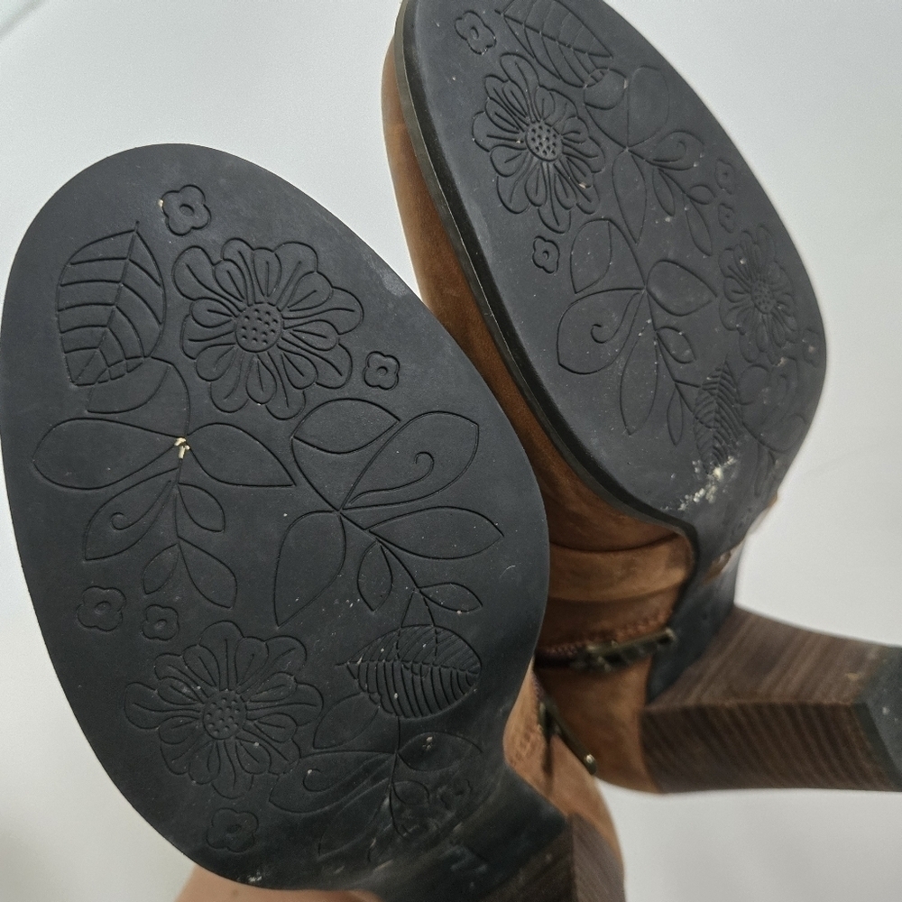 Clarks Indigo Brown Leather Side Zip heeled Booties sz 8 - Picture 5 of 8